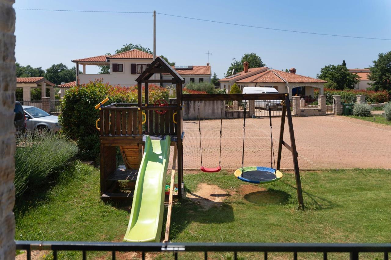 Holiday Home Maslina بوريتش المظهر الخارجي الصورة